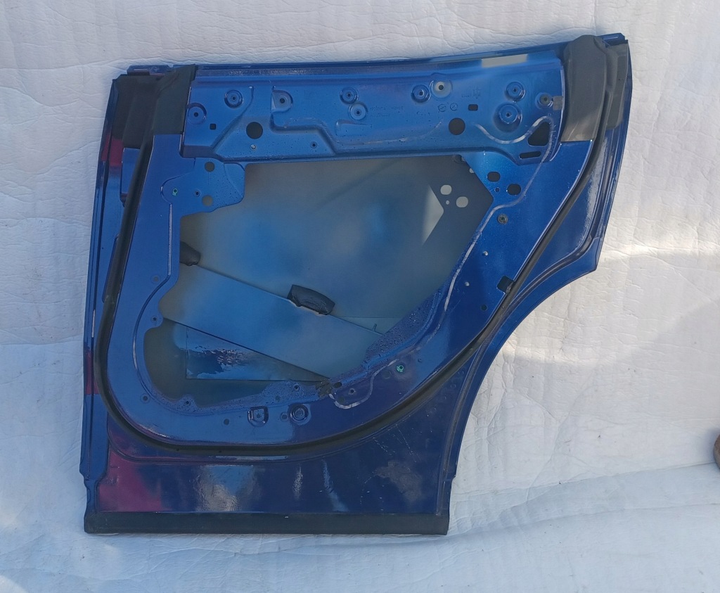 фото №5, Maserati levante дверь правое задняя задние