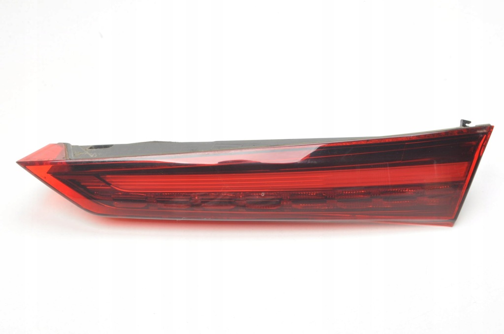 фото №1, Volvo s60 iii лампа права задня правий задня w кришка sedan 31468202