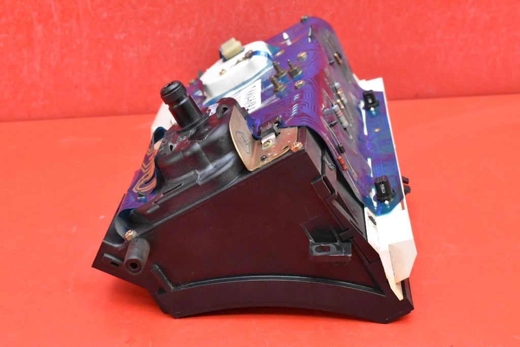 Лічильник прилади eu 191919059 vw golf 2 ii 1.6 8v 72 km 83-92 Недорого