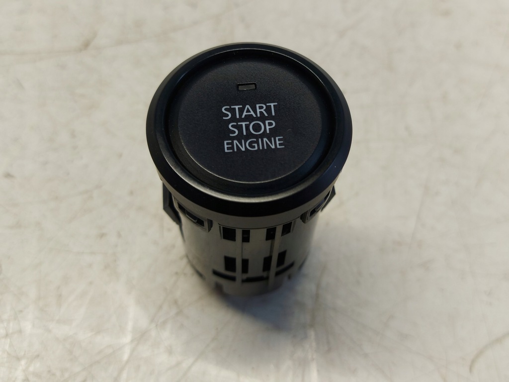 фото №1, Mazda cx30 кнопка запуск стоп