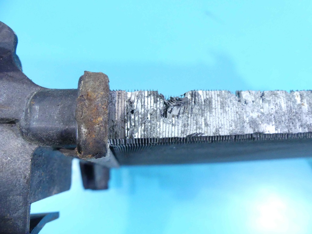 фото №9, Радиатор renault twingo ii 07-14 1.2 16v