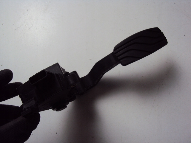 фото №2, Педаль газу renault megane iv 1.6 tce 2016-