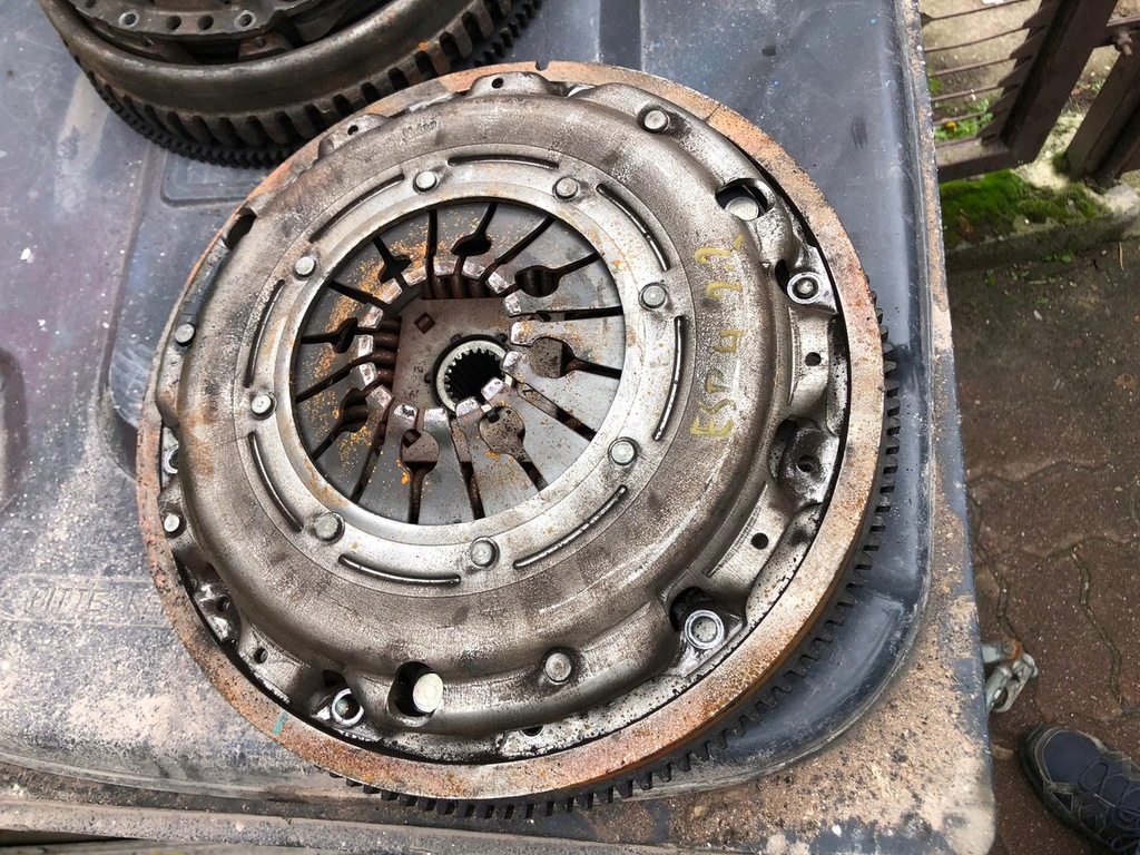 фото №1, Renault espace iv 4 3 iii колесо маховик сцепление прижим 2.2 dci