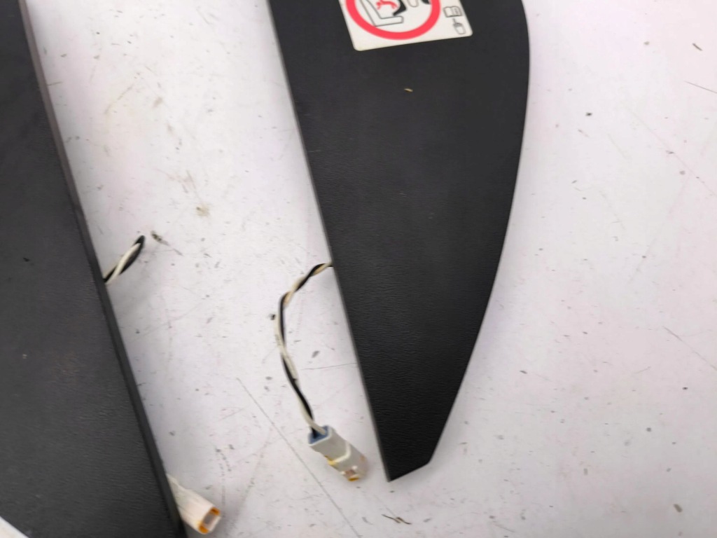 Tesla model s 2014 заглушка бічна панелі приладової панелі 102836200a Київ