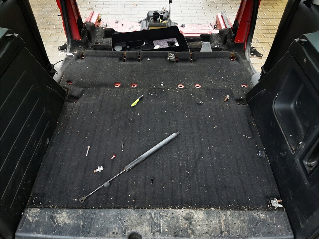 фото №12, Berlingo iii partner iii 08-18 pas задня обрізаний задня кузов з дах пасажирський