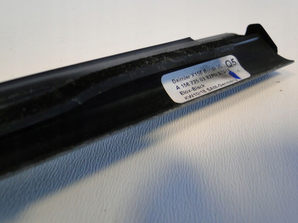 фото №7, Mercedes gla x156 молдинг дверь передние правое amg