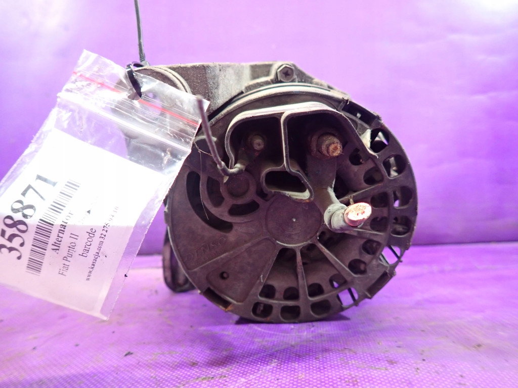 Fiat punto 2 03-09 1.2 60km генератор 51700675 70a Оригинал