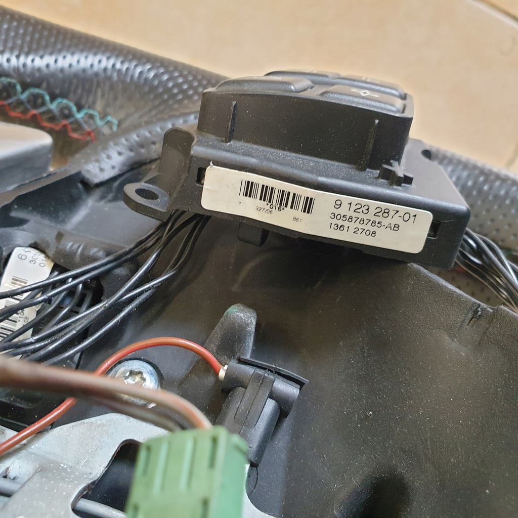 фото №14, Воздуховод кожа лепестки переключения bmw 1 e87 3 e90 lift m