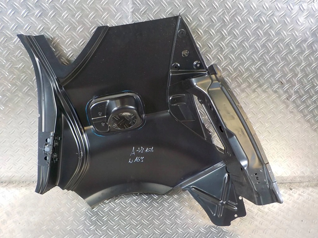 фото №4, Mercedes a w169 04- обшивка крила задня праве