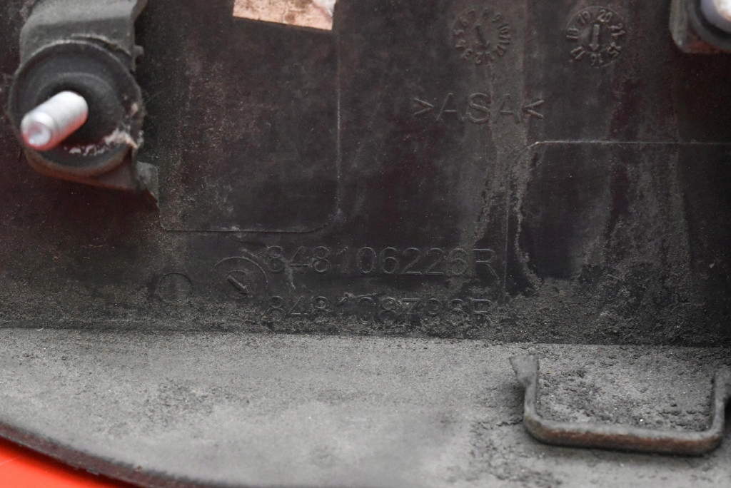 фото №8, Накладка задня задня czarna 848106226r dacia duster 1 i lift 13-17