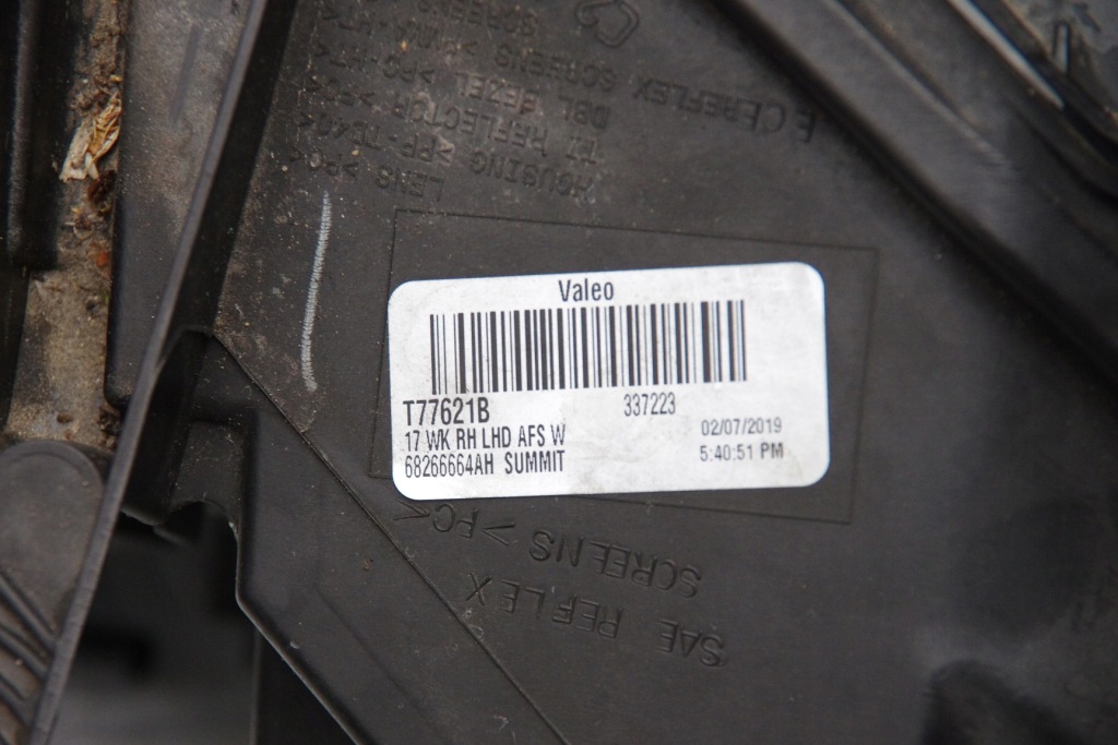 Бампер капот крыло  фара ремень перед jeep grand cherokee wk2 pau summit Оригинал