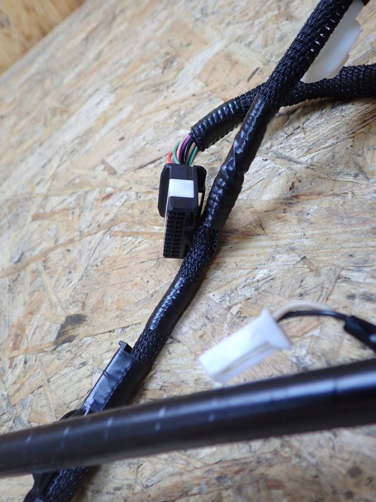 фото №5, Жгут дверь левый перед lexus is iii 200t 300 po lift 18 europa 82152-53463