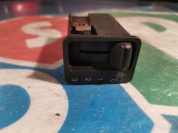 фото №3, Переключатель регулировки света land rover freelander