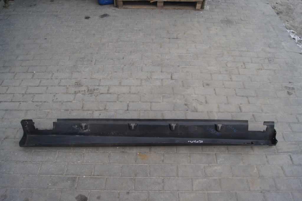 Молдинг накладка порог правая ml w166 a1666900440 Цена