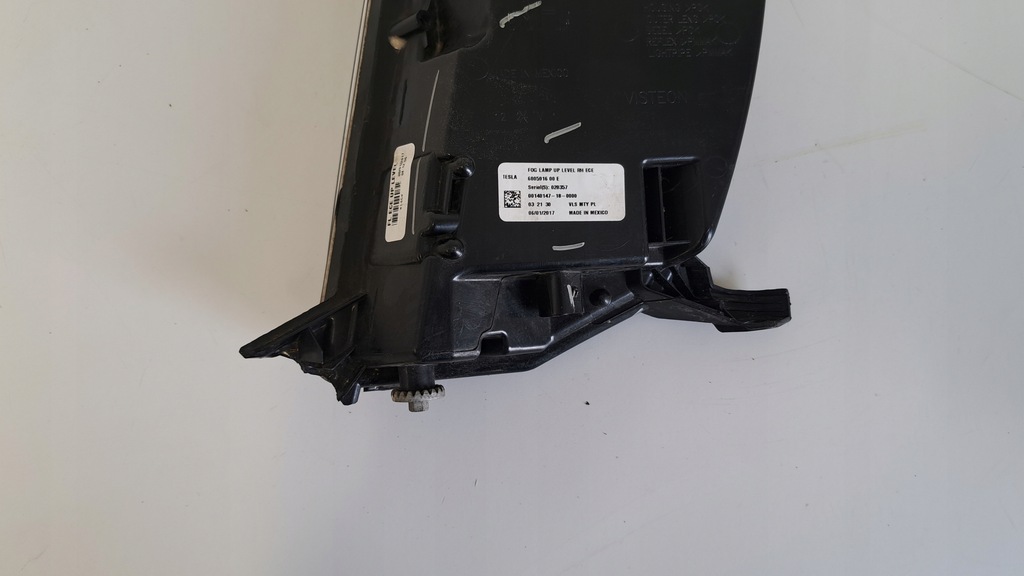 фото №7, Протитуманна фара правий перед tesla model s