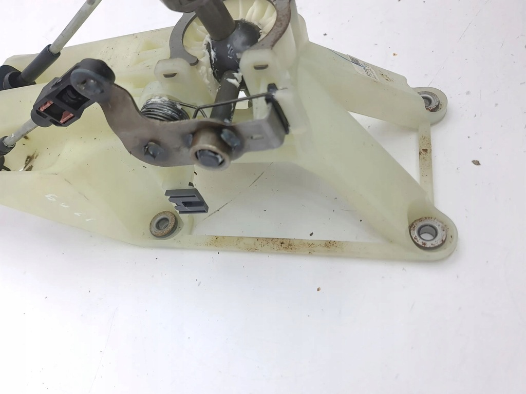 фото №13, Mazda 6 2013 домкрат переключения передач / верхний