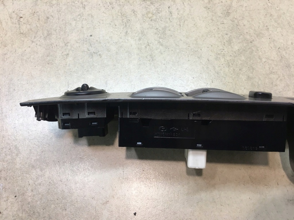 фото №10, Панель окон левый перед carens ii 0k2fa66350