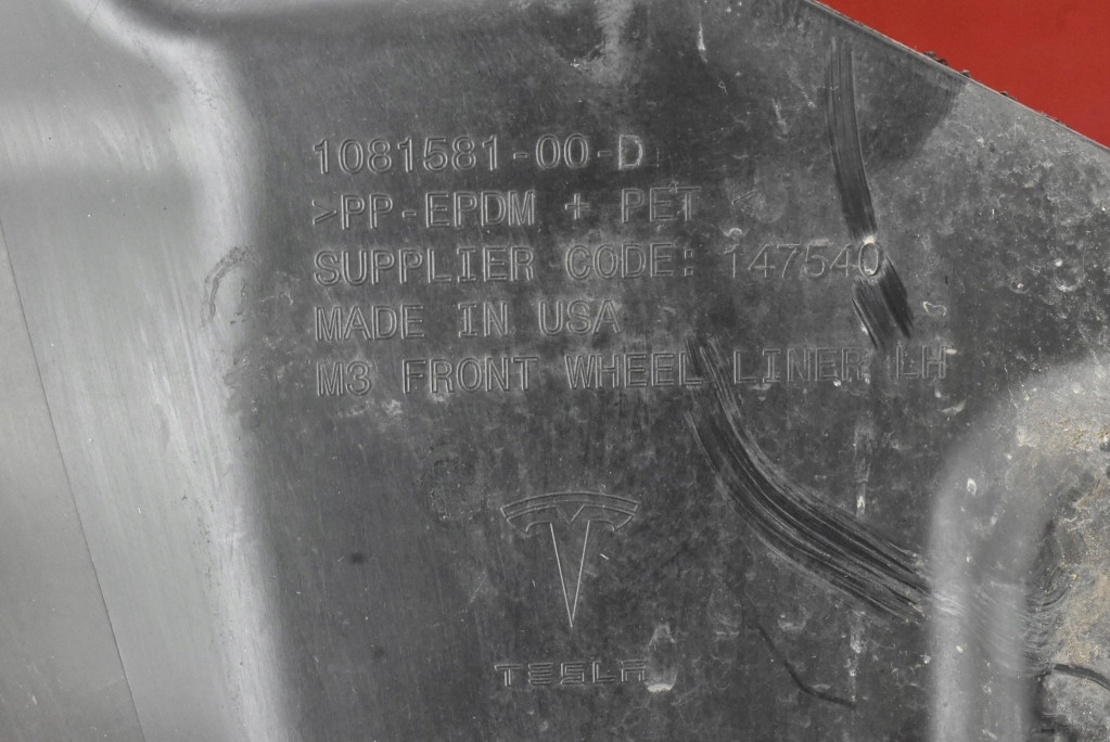 Подкрылок левая перед передние 1081581-00-d tesla model 3 17-21 с Разборки