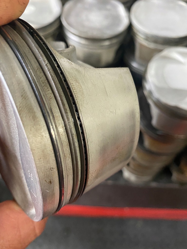 фото №8, Поршень, поршні porsche 911 3.6 996 m96/03 997 m96/05