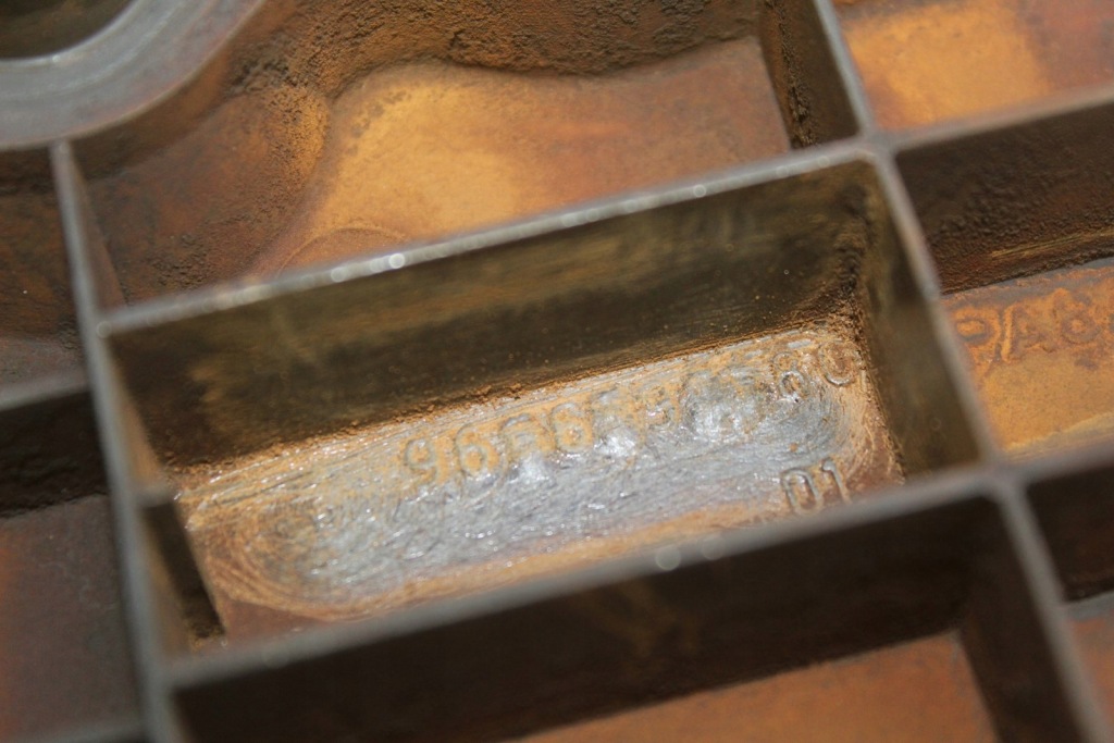 Крышка клапанов выхлопная peugeot 207 berlingo citroen 1.4 b 16v kfu Киев