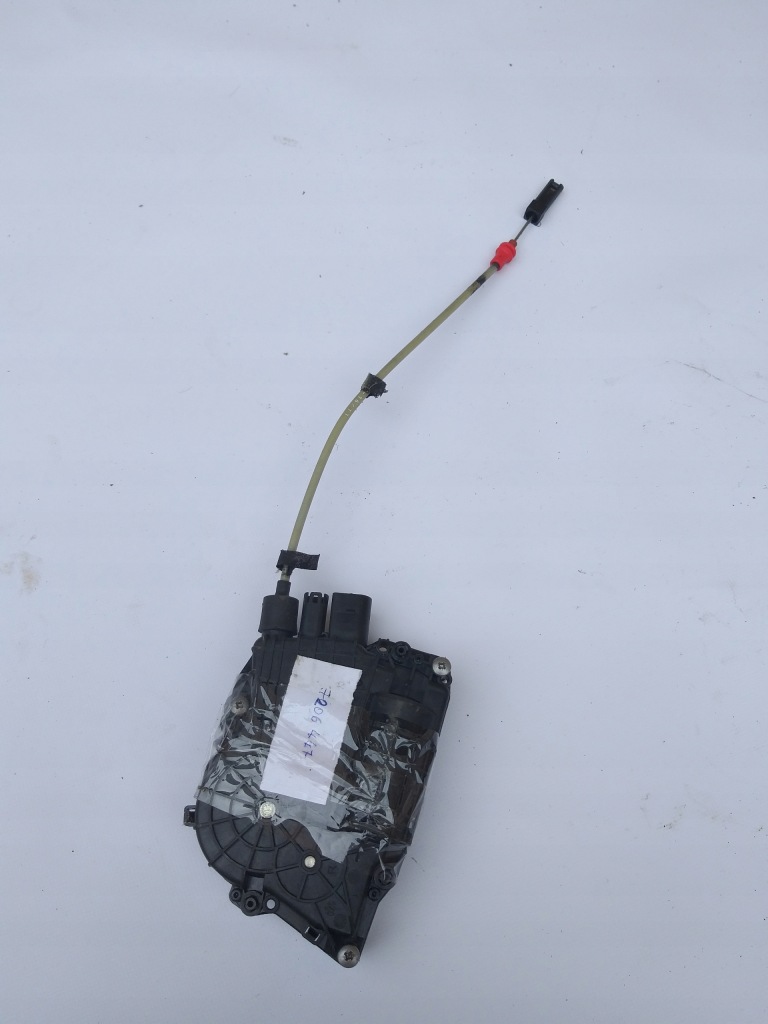 фото №1, Левая передние доводчик bmw 7 f01 f02 7206447