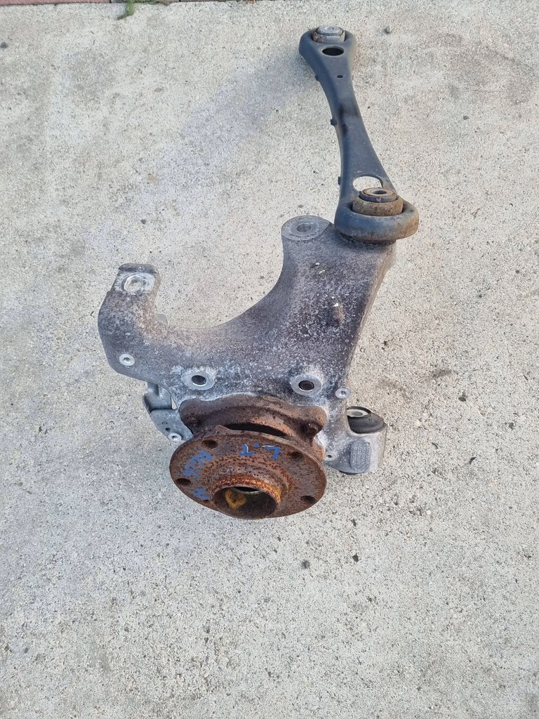 фото №1, Audi a6 c6 поворотный кулак ступица левая задняя задняя