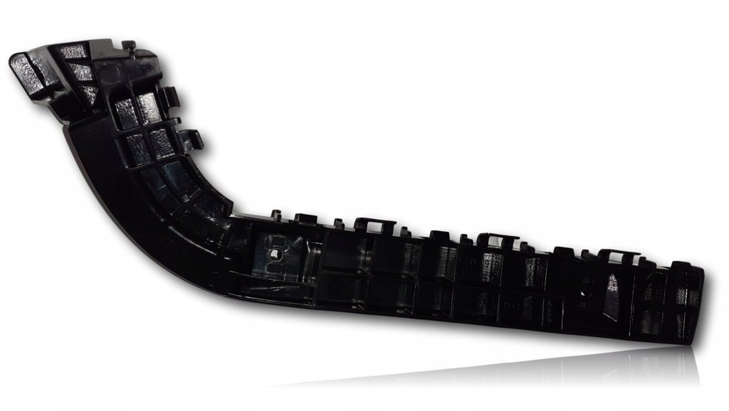 фото №1, Suzuki s-cross 2013- направляющая бампера задняя правый