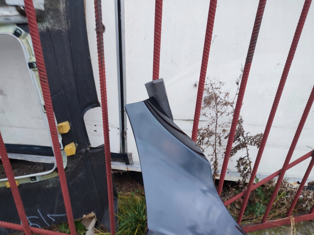 Крила правий передній aluminiowy volvo xc90 2 2 09.14- лак 717 Київ