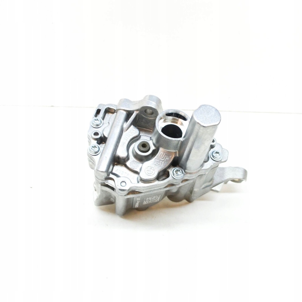 фото №8, Bmw 1 cabrio e88 двигатель oil насос 11417545939 7545939