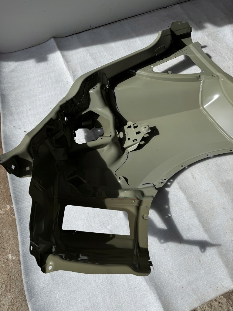 Задний левое  крыло  обшивка левое tesla model y с Разборки