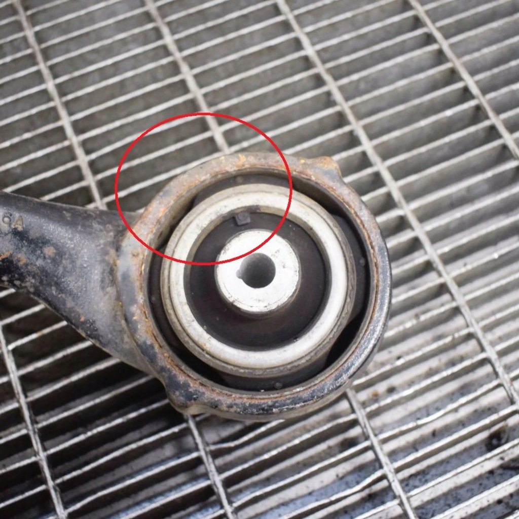 фото №4, Land rover range rover sport l494 2017 правая сторона нижний рычаг передний