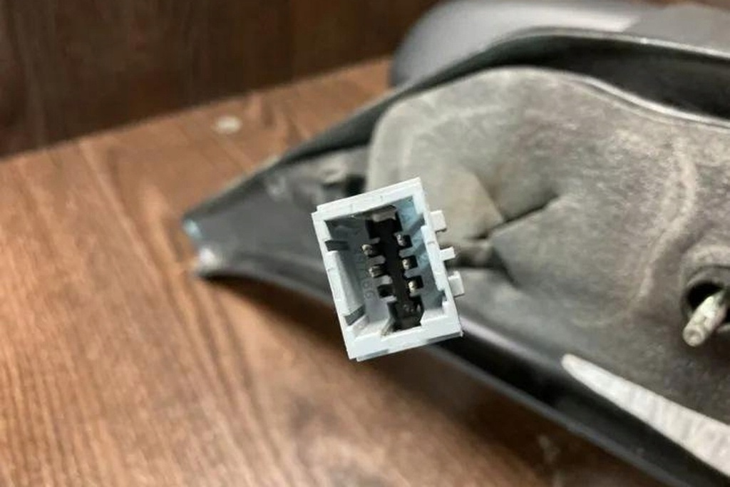 фото №8, Дзеркало ліва renault master ii фургон fd 8200163449 2.46l дизель 84kw