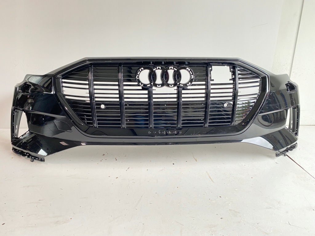 Купить Бампер перед передний решётка радиатора решётка радиатора audi e-tron 4ke