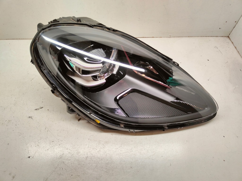 Купити Porsche macan 95b full led фара правий перед 95b941010ap
