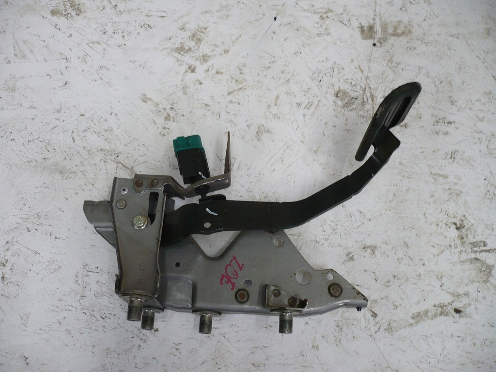 фото №1, Renault zoe педаль гальма 180205139r