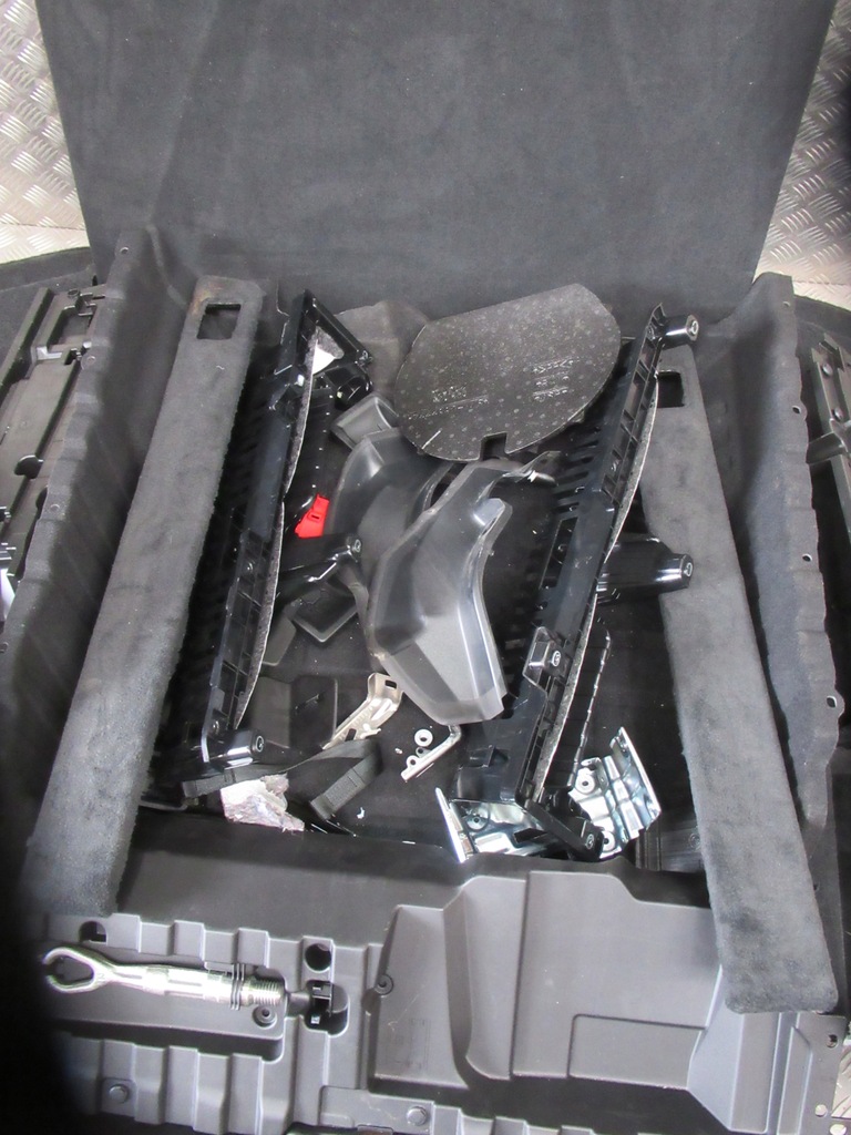 фото №6, Bmw x6 g06 оббивка багажника багажник плита комплект