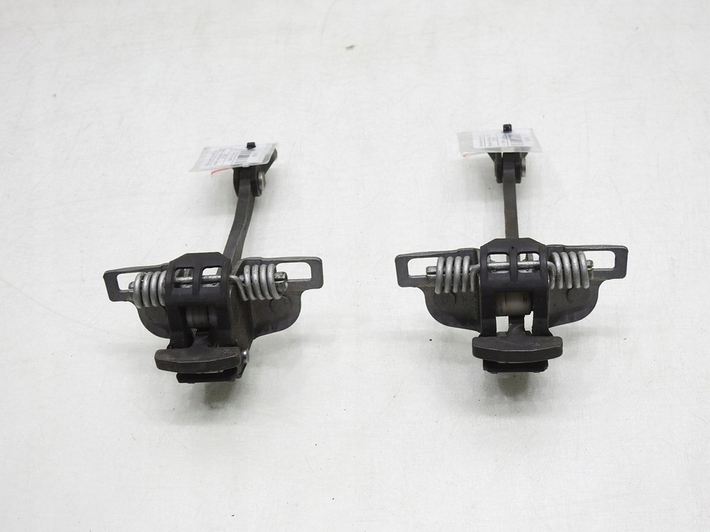 фото №4, Обмежувач двері задня citroen c4 picasso i