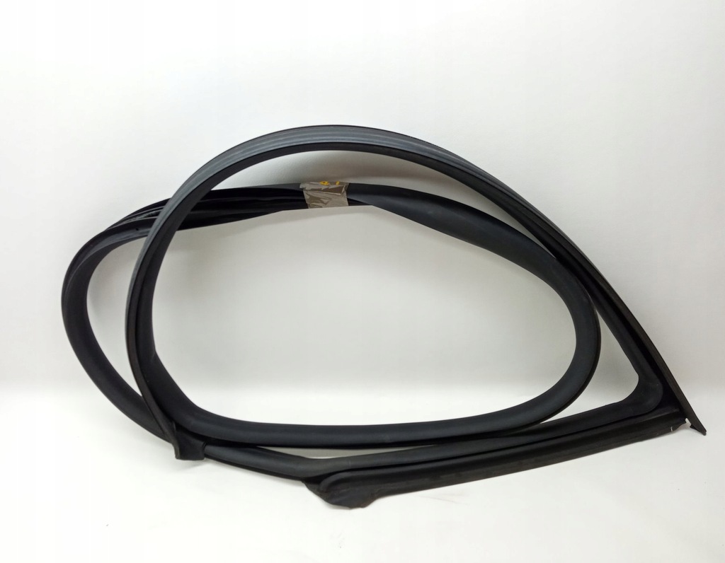 фото №1, Прокладка двері права передня maserati ghibli iii