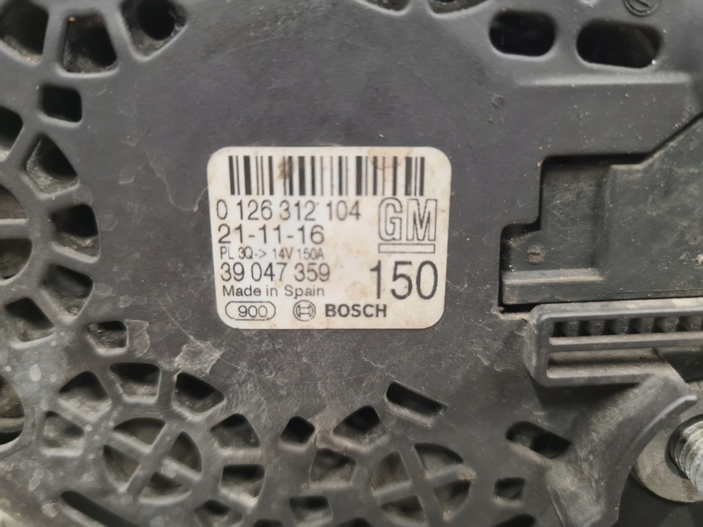 Генератор corsa e 1.3 cdti b13dtc b13dte 39047359 оригінал в Україні