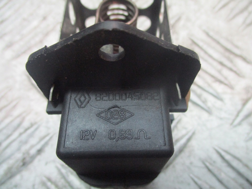 фото №4, Резистор вентилятора радіатора renault modus 1.5 dci 8200045082