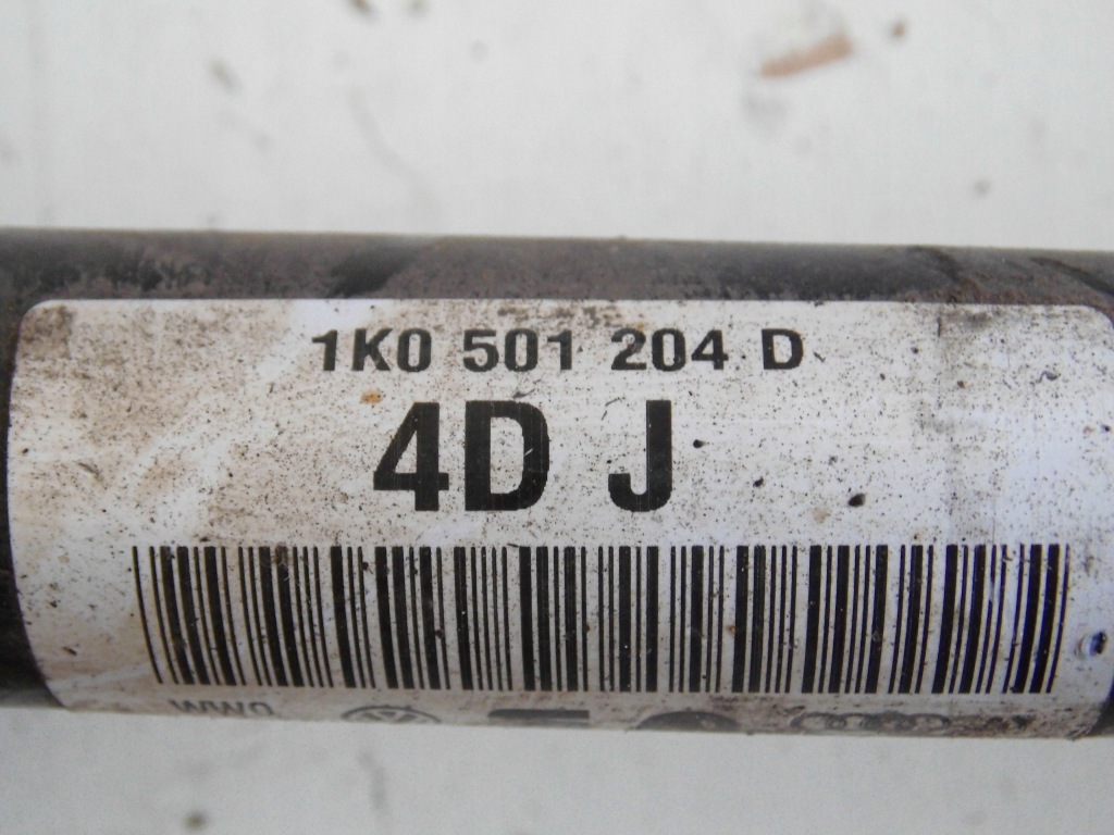 Приводной вал 1k0501204d altea passat b7 2.0tdi правый  задний Оригинал