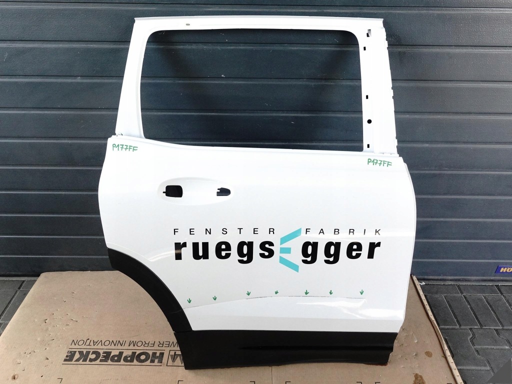 фото №1, Mercedes glb x247 amg 19-25 lift mopf дверь door правое задняя + накладки