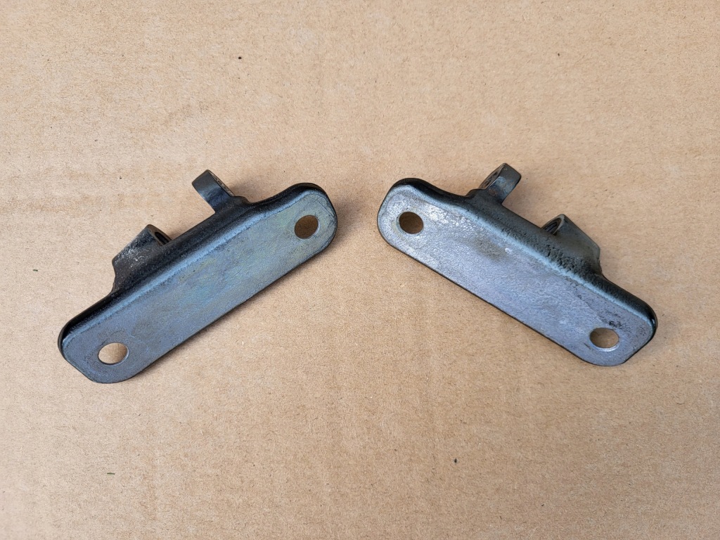 фото №2, Rolls royce wraith петля дверь перед левых