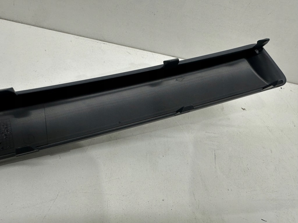 Купити Нова молдинг бампера ліва перед bmw 1 e81 e87 7182369