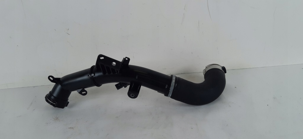 Volvo xc40 1.5 t3 шланг интеркулер 32224398, 32222151, 32208396 Недорого