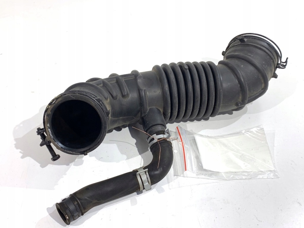 Купити Труба повітря ssangyong torres 23510-37300 1.5 163km шланг