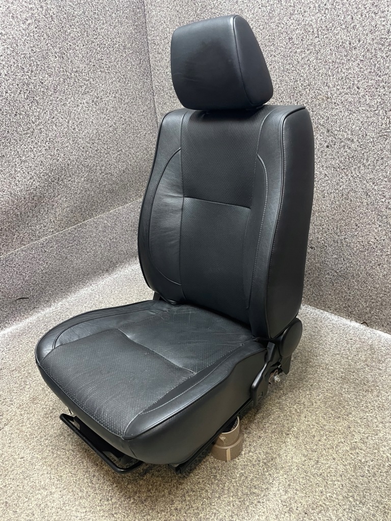 фото №7, Сидіння підігрів заднє сидіння обшивки шкіра czarna suzuki grand vitara 2 ii eu kpl