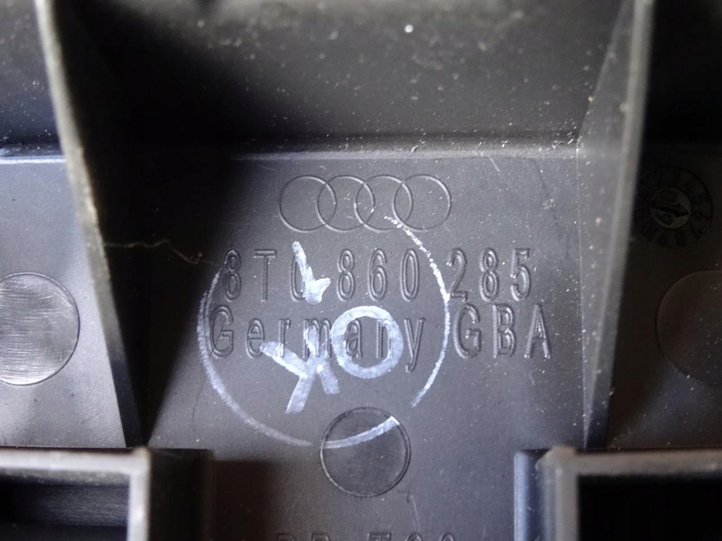 фото №7, Audi a5 8t кронштейн кронштейн трикутник 8t0860285