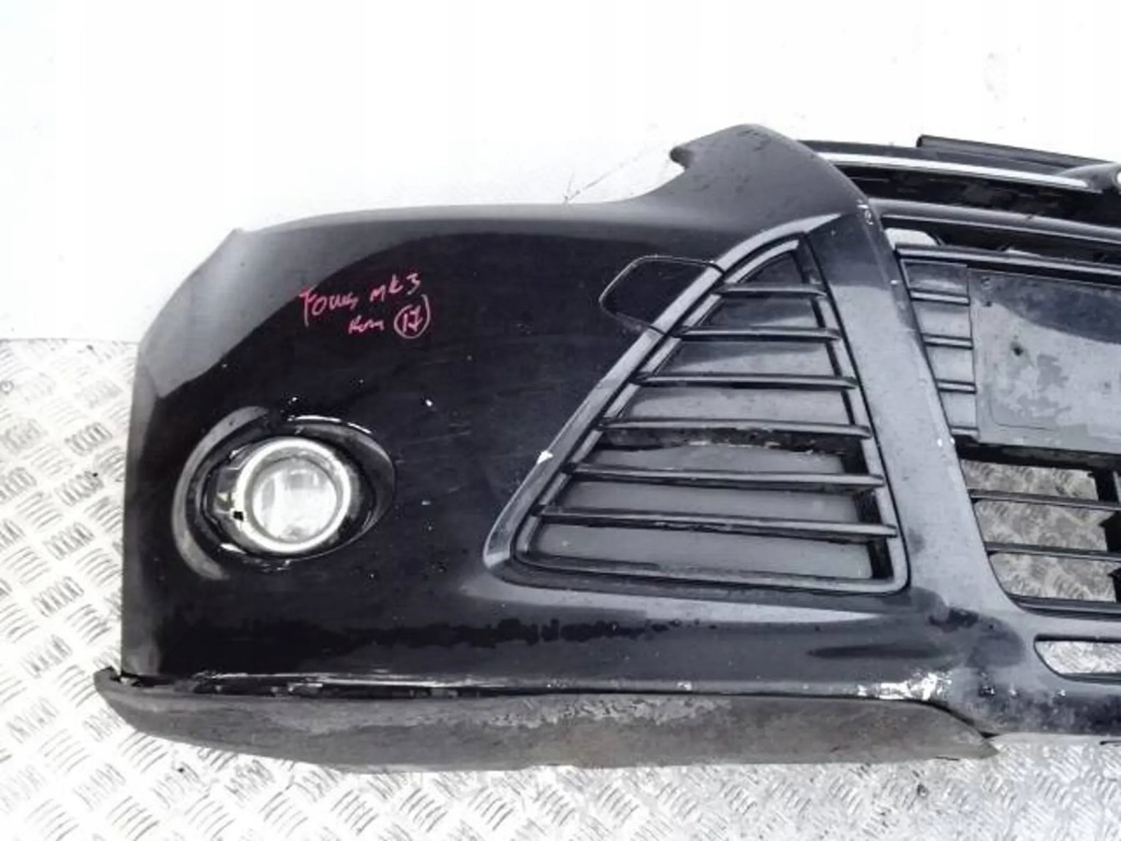 Бампер перед комплект . ford focus mk3 fb Зі Шроту