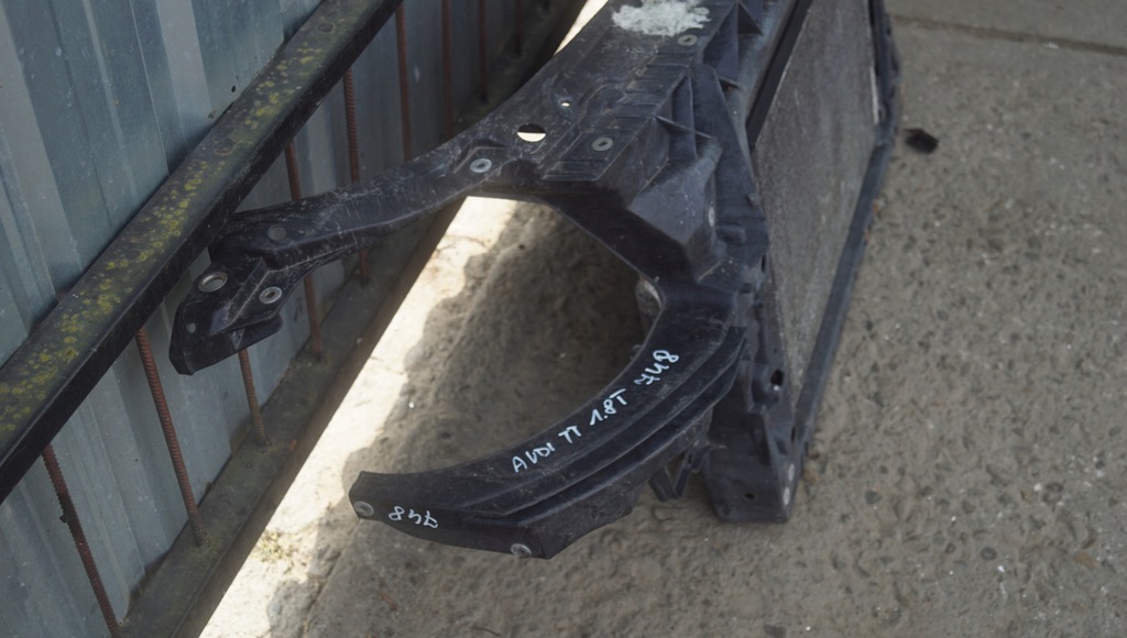 фото №7, Pas передний радиатор audi tt 8n 1.8t